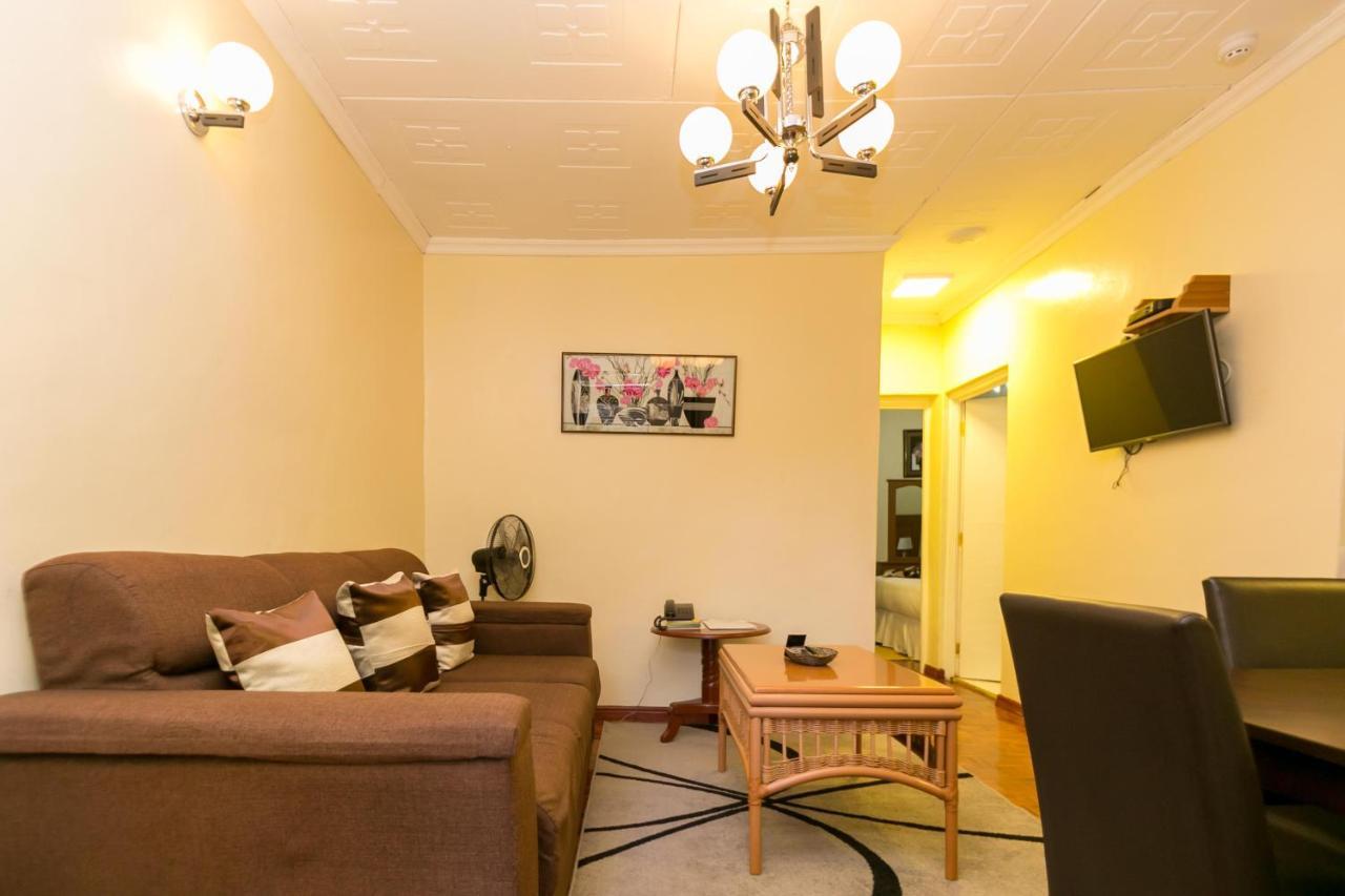 Fahari Gardens Hotel ナイロビ エクステリア 写真