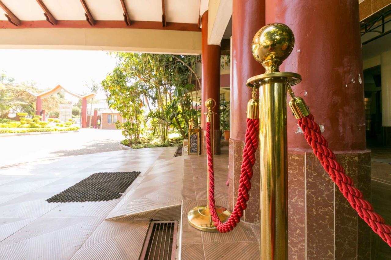 Fahari Gardens Hotel ナイロビ エクステリア 写真