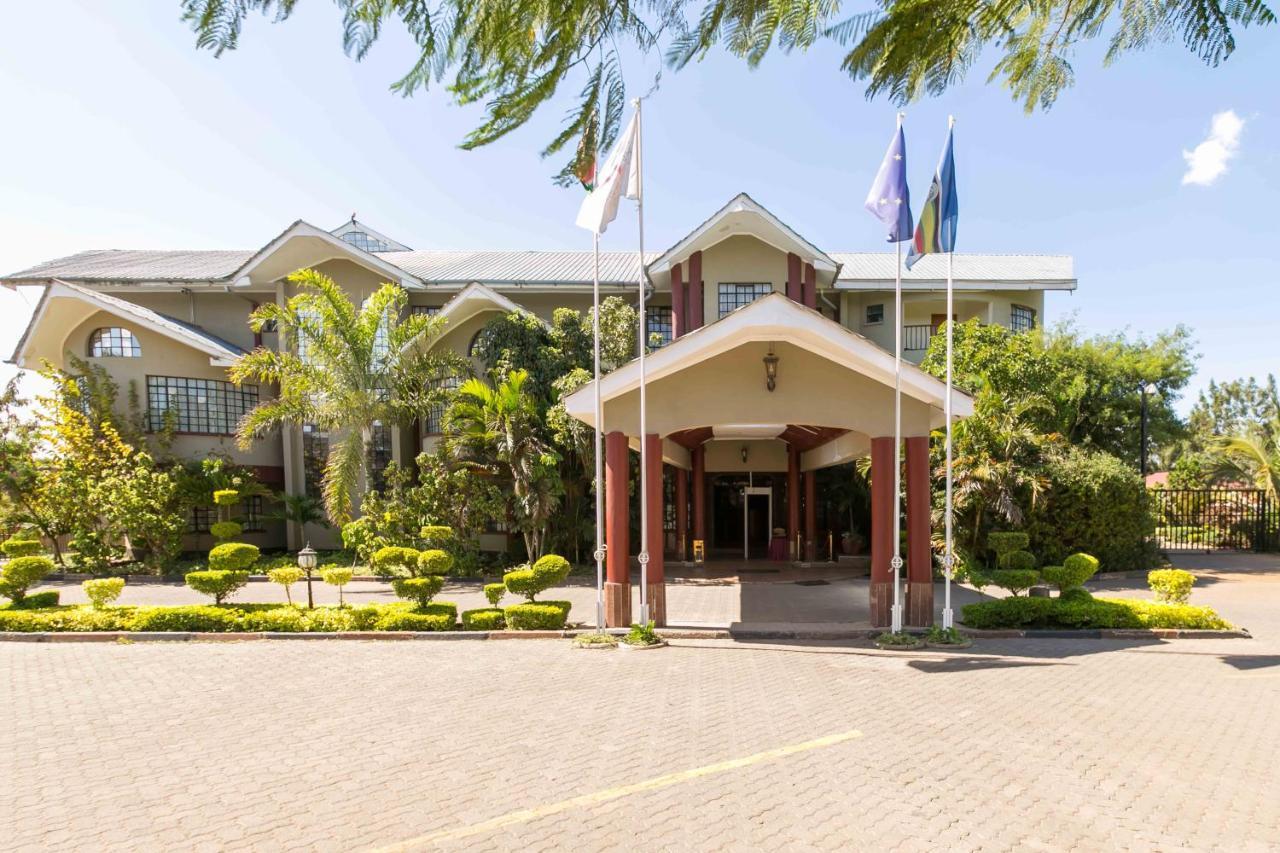 Fahari Gardens Hotel ナイロビ エクステリア 写真