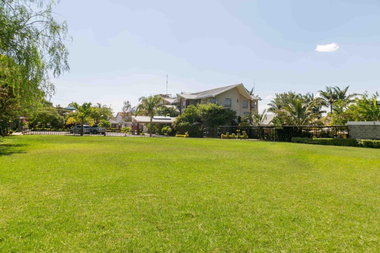 Fahari Gardens Hotel ナイロビ エクステリア 写真